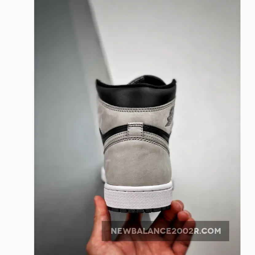 Air Jordan 1 High Og Shadow 2.0 Black/Light Smoke Grey-White AJ1 Air Jordan 1 High Og Shadow 2.0 Black/Light Smoke Grey-White AJ1