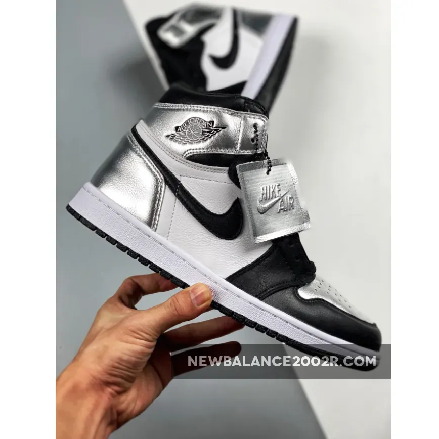 Air Jordan 1 High OG "Silver Toe" Black/Metallic Silver-White-Black Air Jordan 1 High OG "Silver Toe" Black/Metallic Silver-White-Black