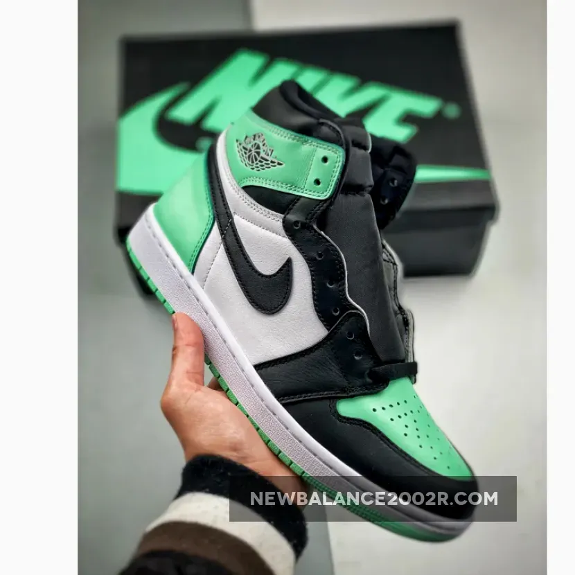 Air Jordan 1 High OG White/Black-Green Glow New Sale