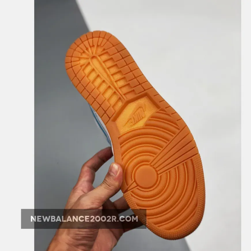 Air Jordan 1 Low Barcelona Print Air Jordan 1 Low Barcelona Print