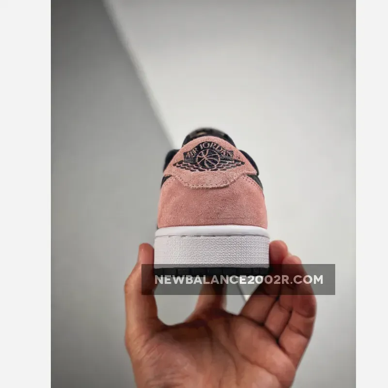 Air Jordan 1 Low Black/Bleached Coral-White-Grey Fog Air Jordan 1 Low Black/Bleached Coral-White-Grey Fog