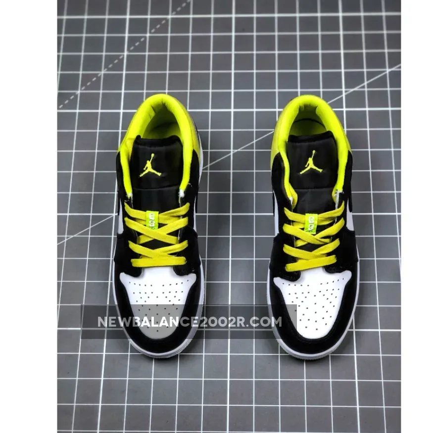 Air Jordan 1 Low Black/Cyber-White Air Jordan 1 Low Black/Cyber-White