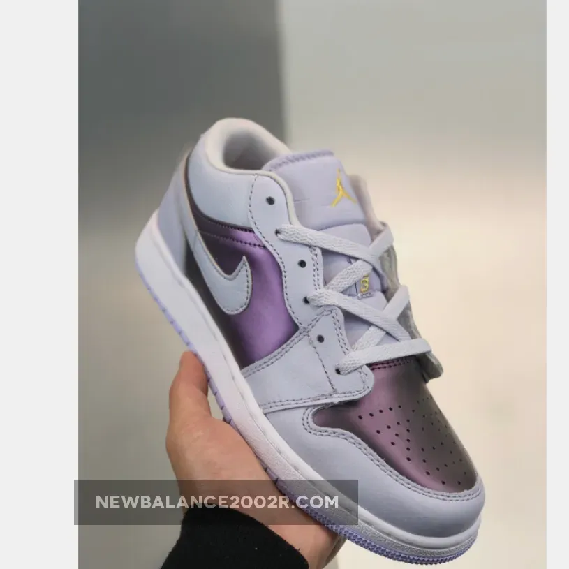Air Jordan 1 Low GS ‘Oxygen Purple’
