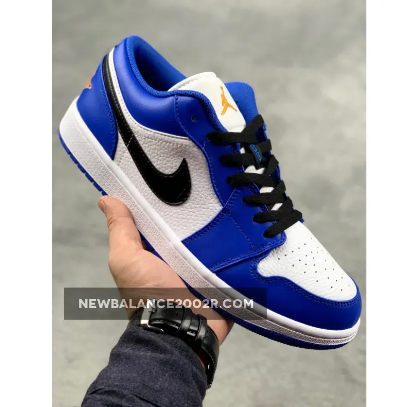 Air Jordan 1 Low "Hyper Royal"