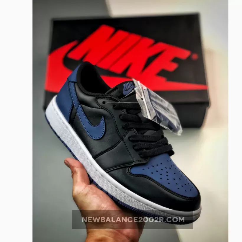Air Jordan 1 Low OG Black/Mystic Navy/White