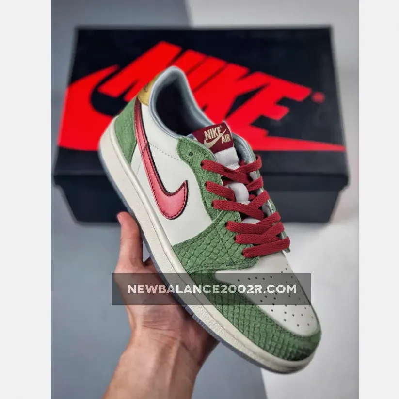 Air Jordan 1 Low OG Chinese New Year