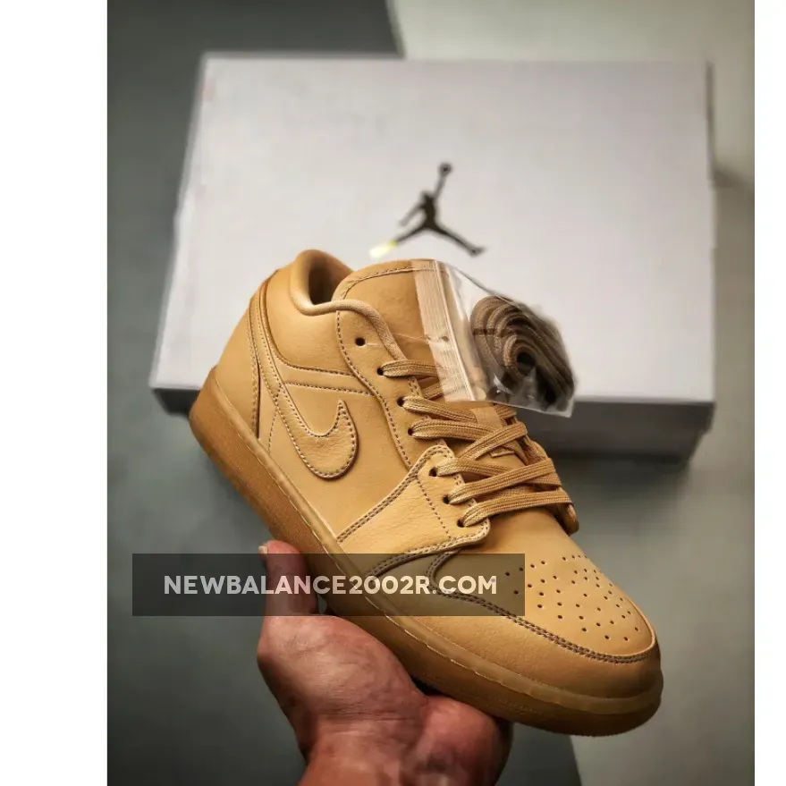 Air Jordan 1 Low Pale Vanilla/Sand