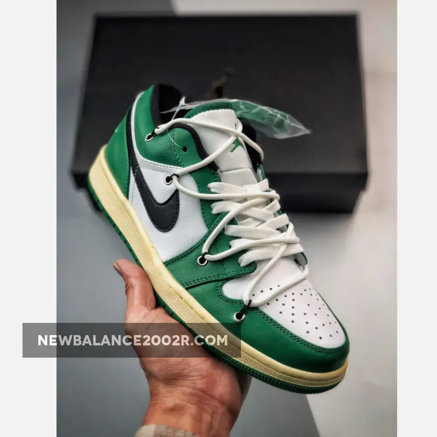 Air Jordan 1 Low Pine Green White