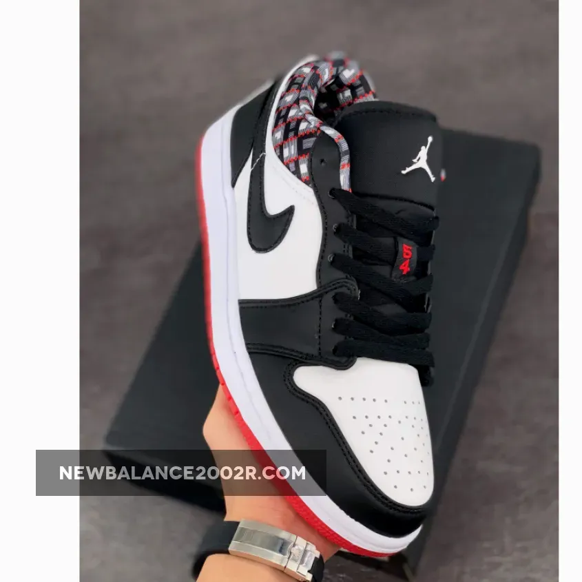 Air Jordan 1 Low "Quai 54" Black White