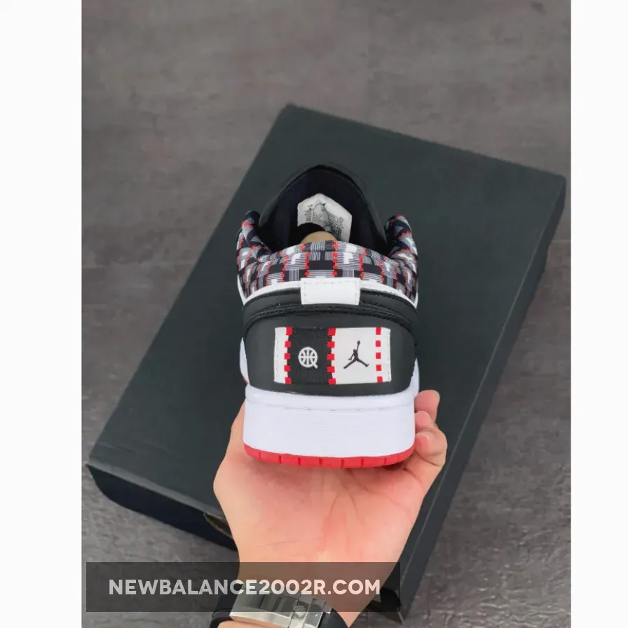 Air Jordan 1 Low "Quai 54" Black White Air Jordan 1 Low "Quai 54" Black White