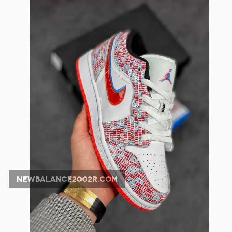 Air Jordan 1 Low SE GS "Take Flight" White/Blue Hero-Bright Crimson-Black