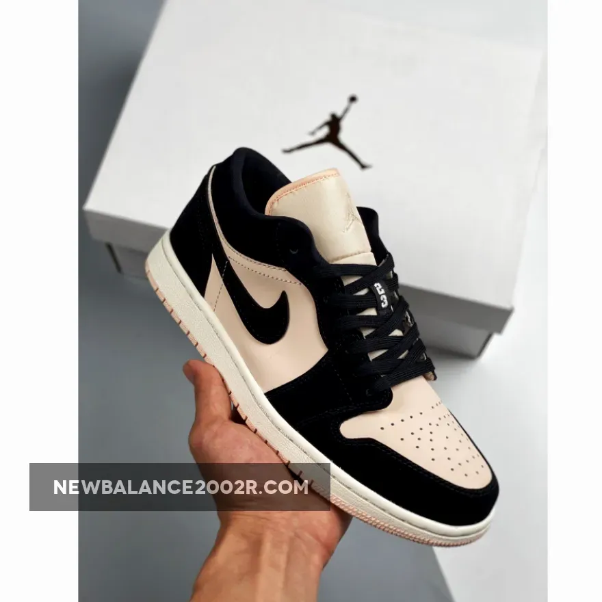 Air Jordan 1 Low WMNS Black/Guava Ice/Sail