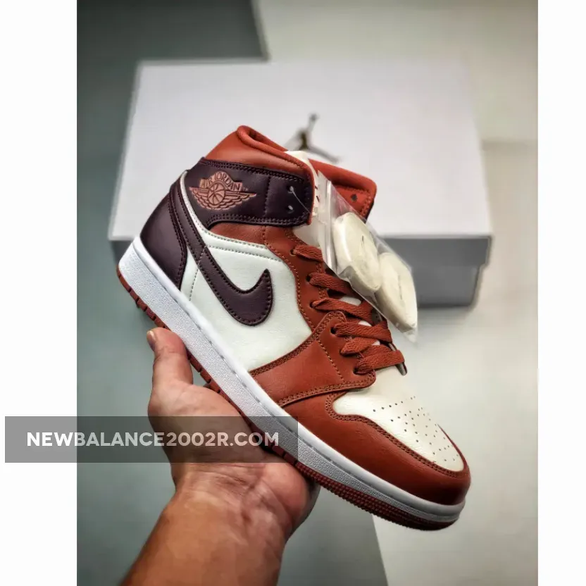 Air Jordan 1 Mid Dusty Peach Sky J Orange