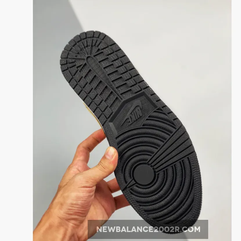 Air Jordan 1 Mid GS White Gold WMNS Air Jordan 1 Mid GS White Gold WMNS