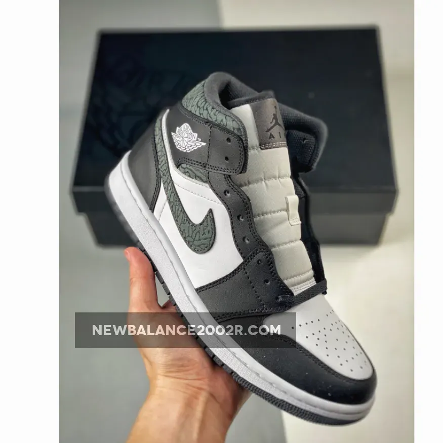 Air Jordan 1 Mid ‘Panda Elephant’ Off Noir/Black-White