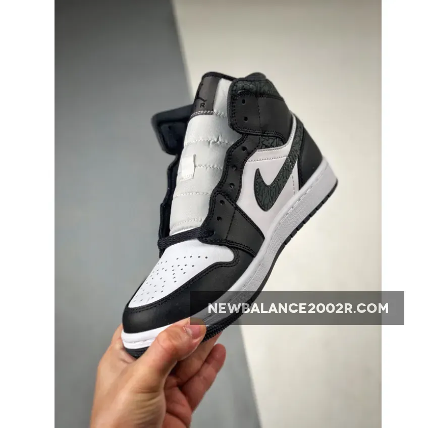 Air Jordan 1 Mid ‘Panda Elephant’ Off Noir/Black-White Air Jordan 1 Mid ‘Panda Elephant’ Off Noir/Black-White
