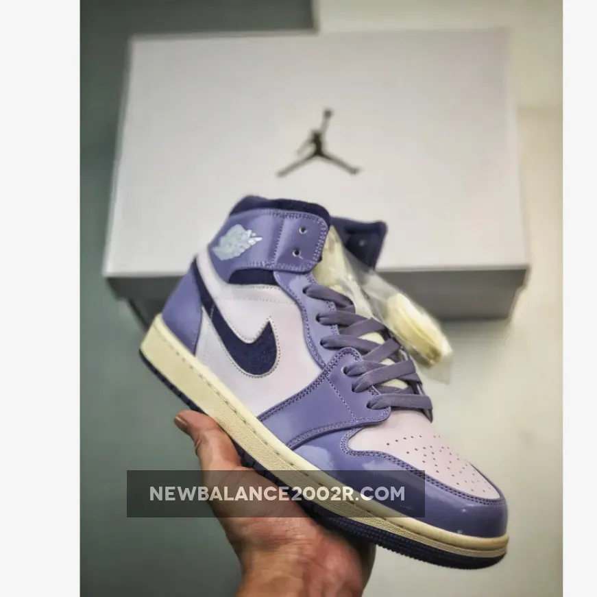 Air Jordan 1 Mid Purple Chenille