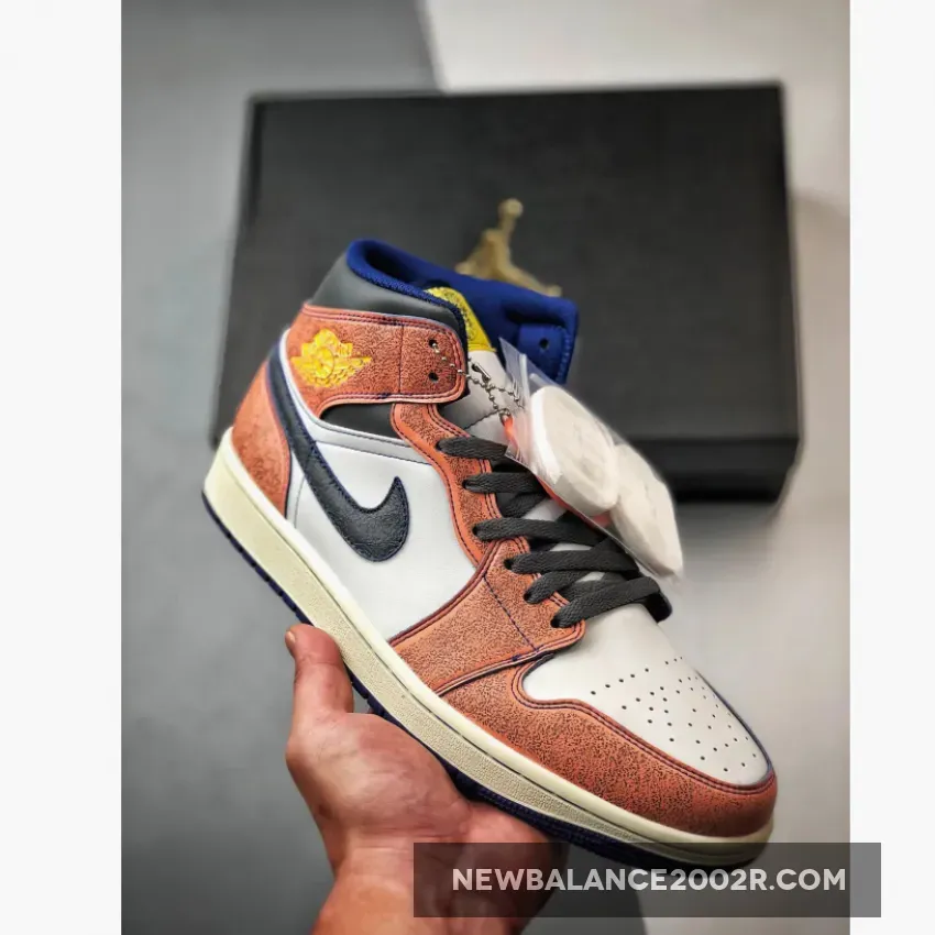 Air Jordan 1 Mid SE Flight Vintage