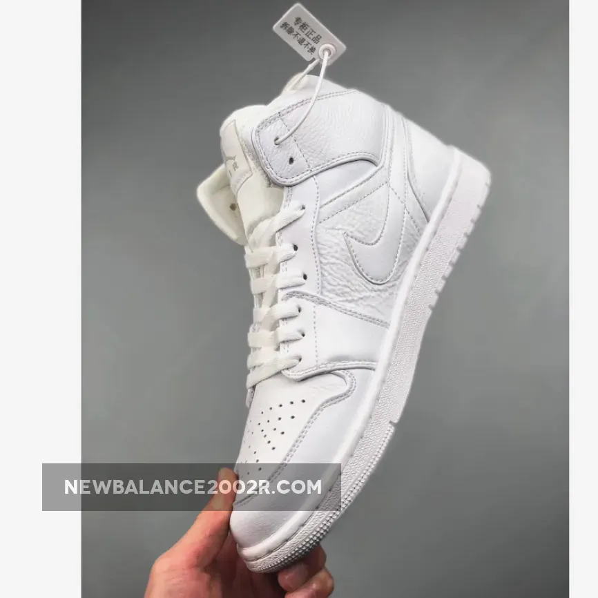 Air Jordan 1 Mid "Triple White" 554724-109 Air Jordan 1 Mid "Triple White" 554724-109