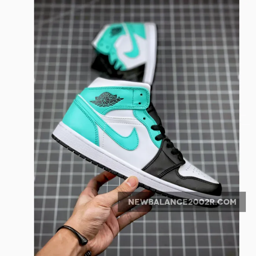 Air Jordan 1 Mid ‘Tropical Twist’