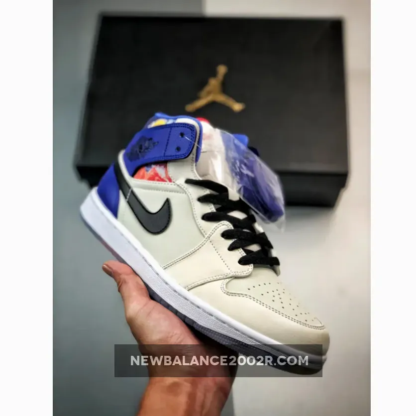 Air Jordan 1 Mid "Valentine’s Day Flowers"