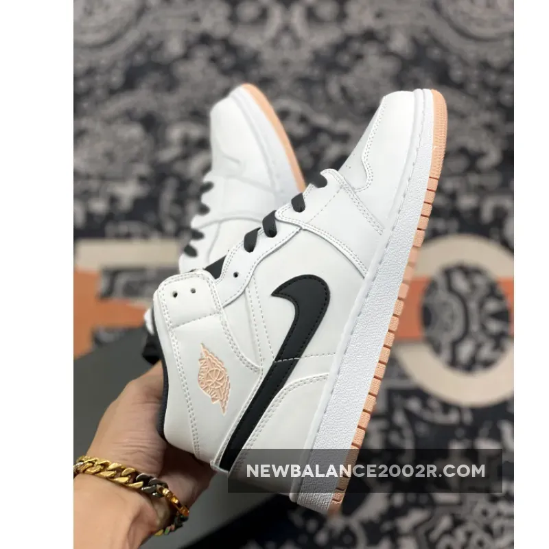 Air Jordan 1 Mid White/Black-Arctic Orange Air Jordan 1 Mid White/Black-Arctic Orange