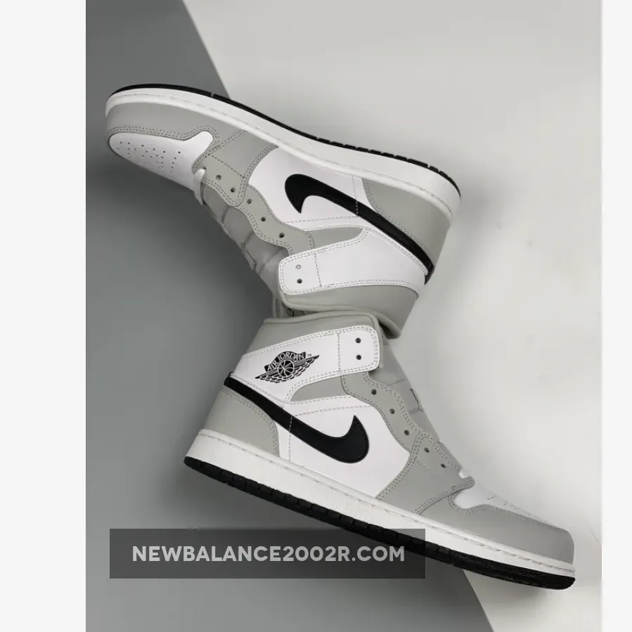 Air Jordan 1 Mid White/Light Smoke Grey-Black Air Jordan 1 Mid White/Light Smoke Grey-Black