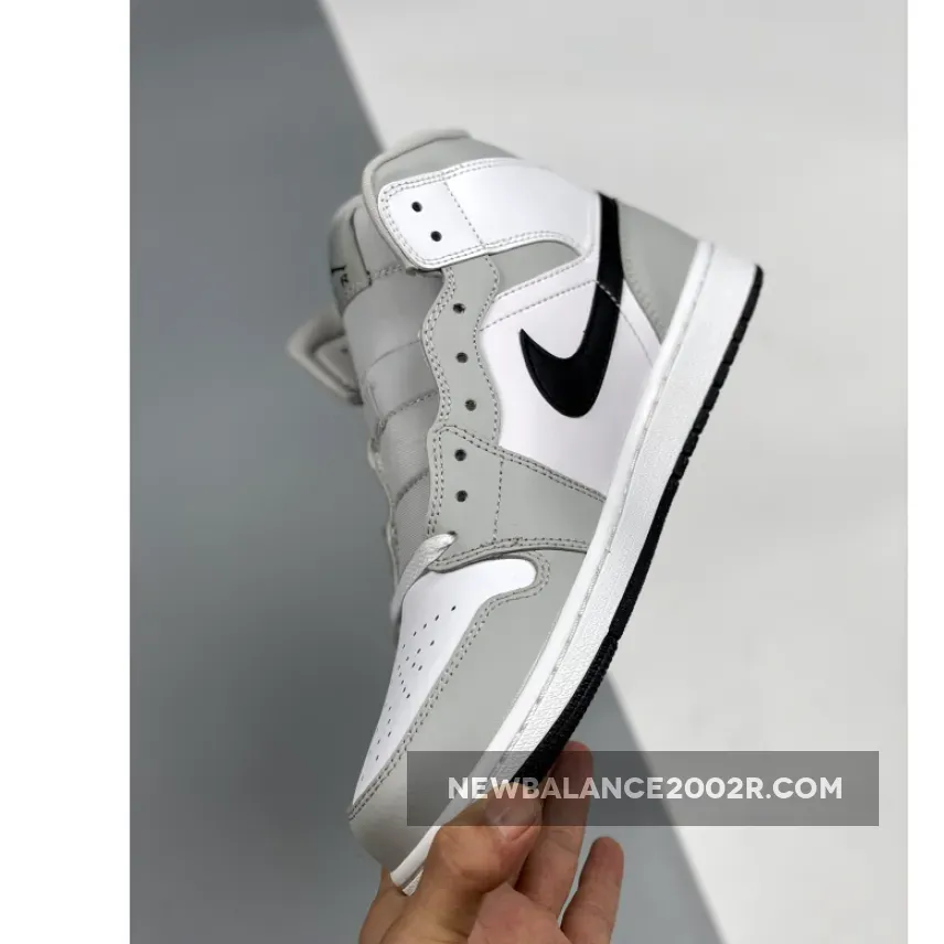 Air Jordan 1 Mid White/Light Smoke Grey-Black Air Jordan 1 Mid White/Light Smoke Grey-Black