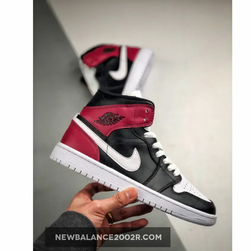 Air Jordan 1 Mid WMNS Black/White-Noble Red