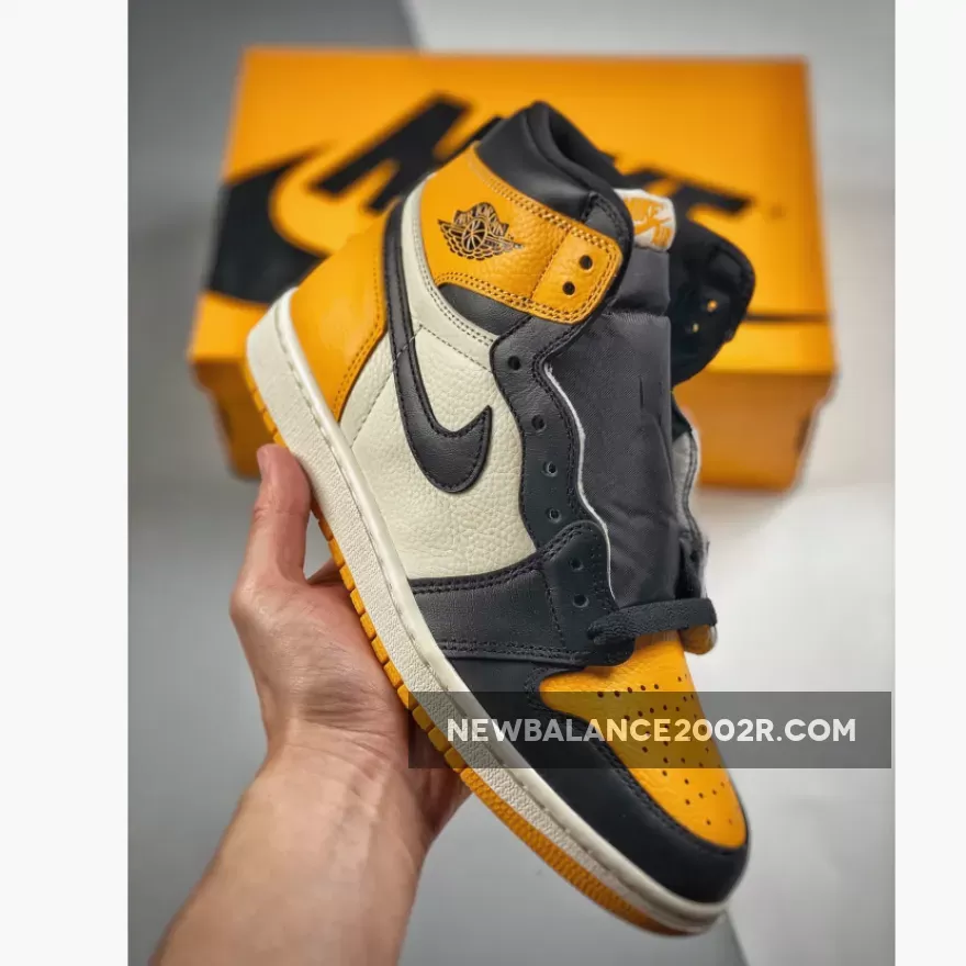 Air Jordan 1 Retro High OG ‘Yellow Toe’ Taxi/Black-Sail