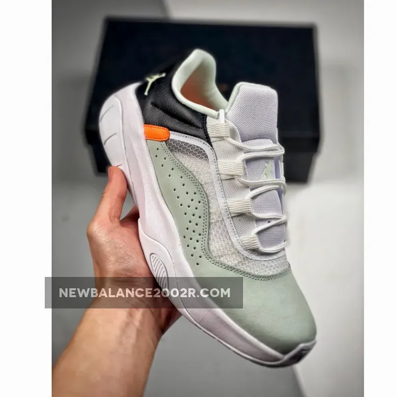 Air Jordan 11 CMFT Low Barely Green/White/Black