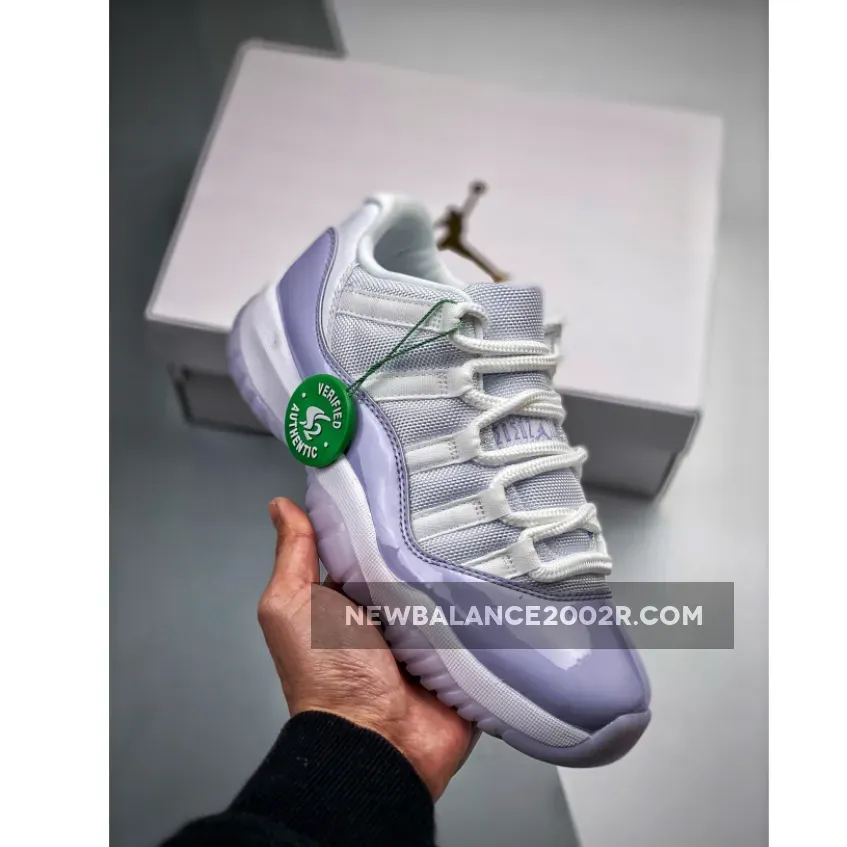 Air Jordan 11 Low Pure Violet