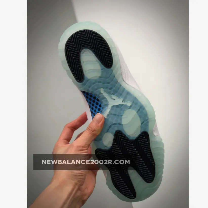 Air Jordan 11 Low Retro White/White/Black/Legend Blue AJ11 Air Jordan 11 Low Retro White/White/Black/Legend Blue AJ11