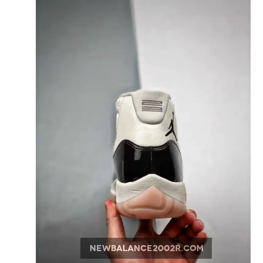 Air Jordan 11 "Neapolitan" Sail/Velvet Brown-Atmosphere Air Jordan 11 "Neapolitan" Sail/Velvet Brown-Atmosphere