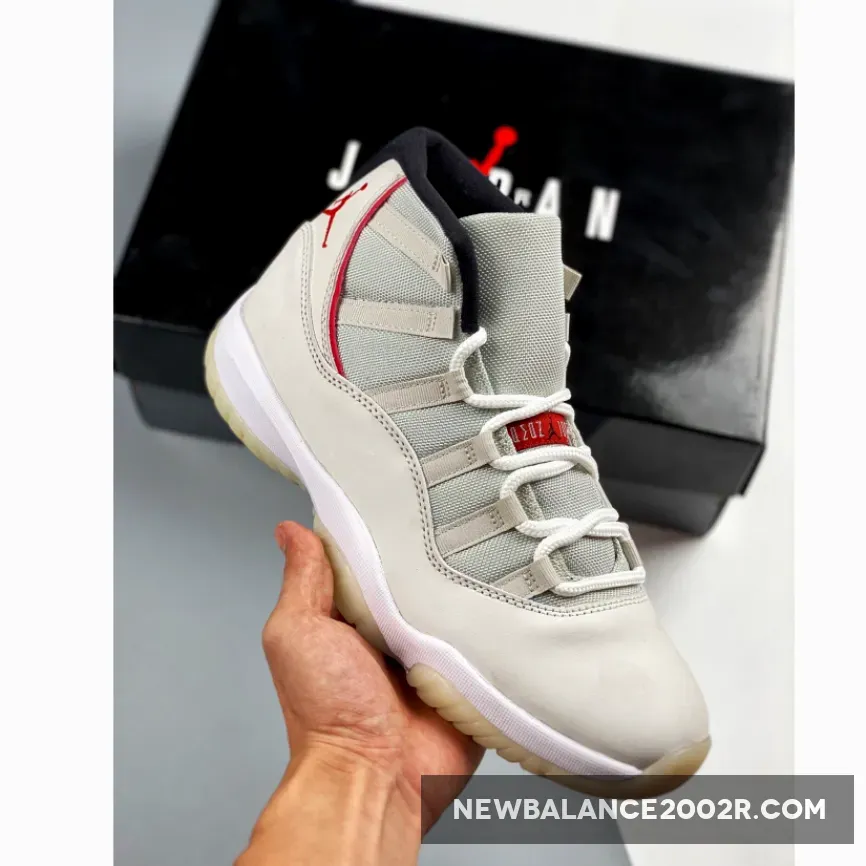 Air Jordan 11 Platinum Tint/Sail-Red