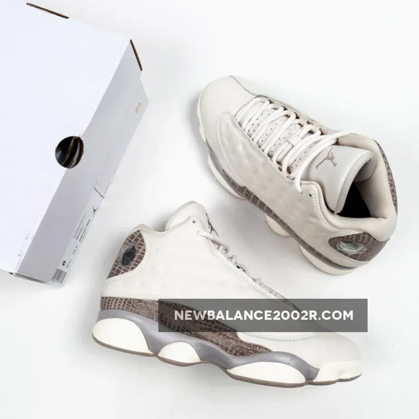 Air Jordan 13 WMNS Phantom/Moon Particle-White