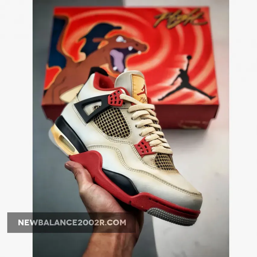Air Jordan 4 "Fire Red"