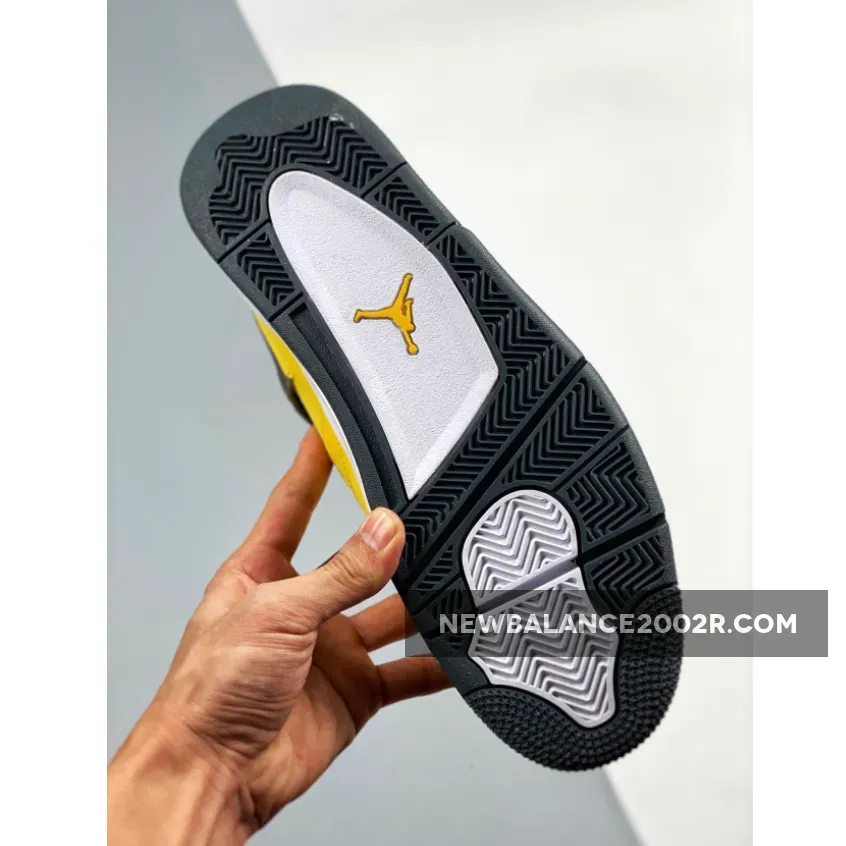 Air Jordan 4 ‘Lightning 2021’ Tour Yellow/White-Grey Air Jordan 4 ‘Lightning 2021’ Tour Yellow/White-Grey