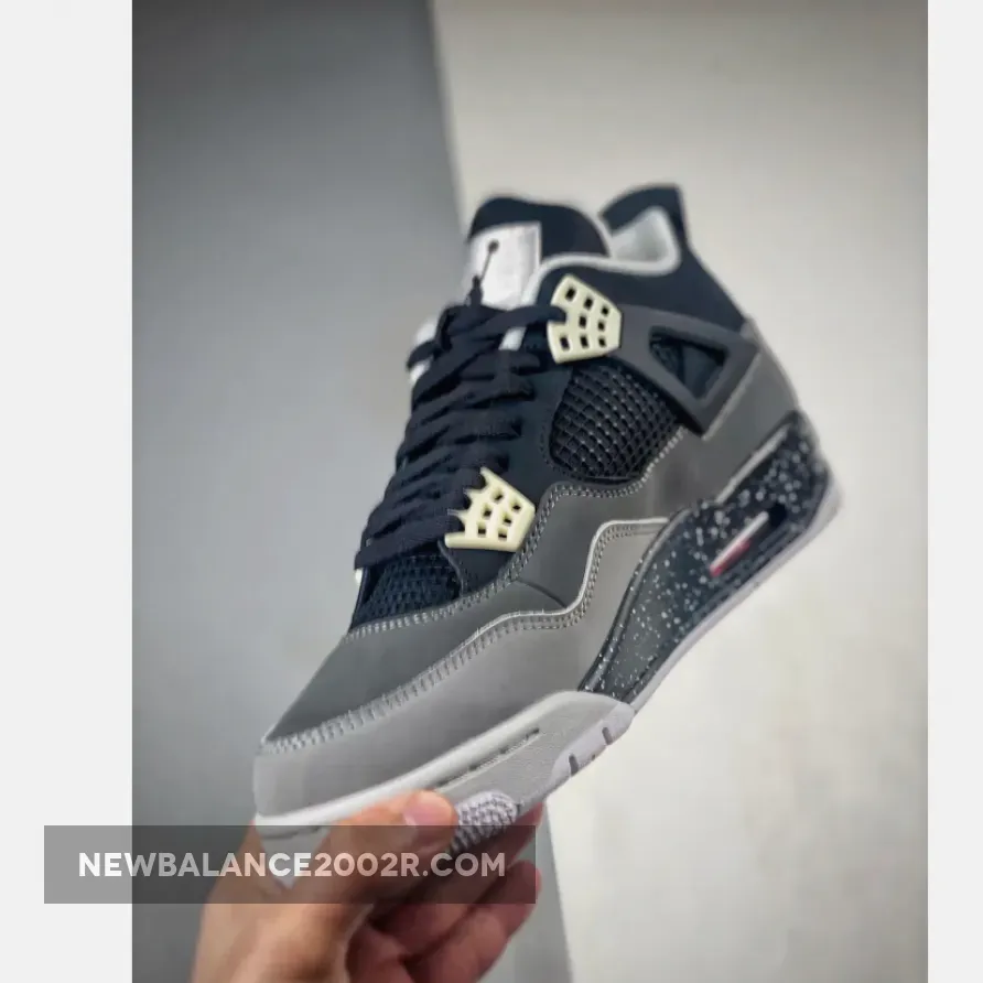 Air Jordan 4 Retro ‘Fear’ Black/White-Cool Grey Air Jordan 4 Retro ‘Fear’ Black/White-Cool Grey