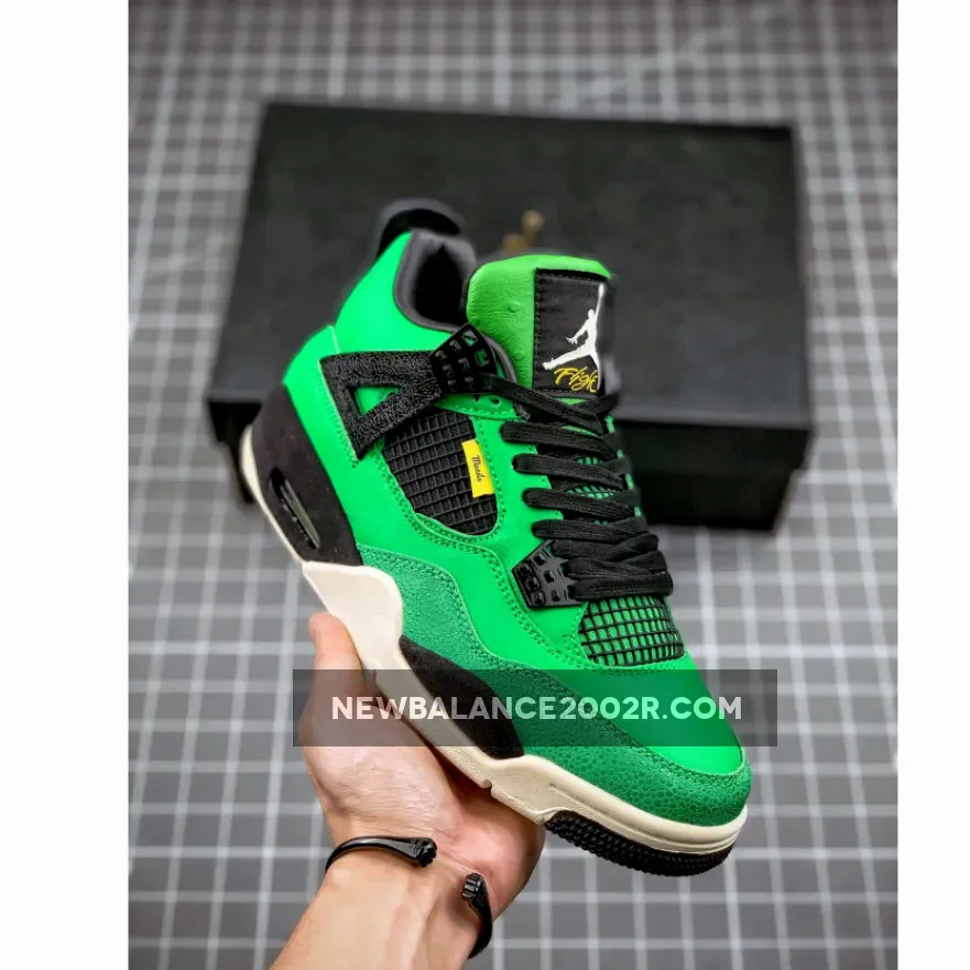 Air Jordan 4 Retro "Manila"
