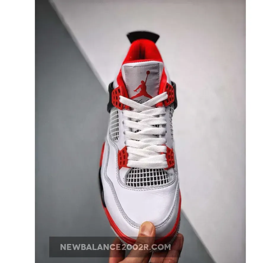 Air Jordan IV (4) ‘Fire Red’ White/Varsity Red-Black Air Jordan IV (4) ‘Fire Red’ White/Varsity Red-Black