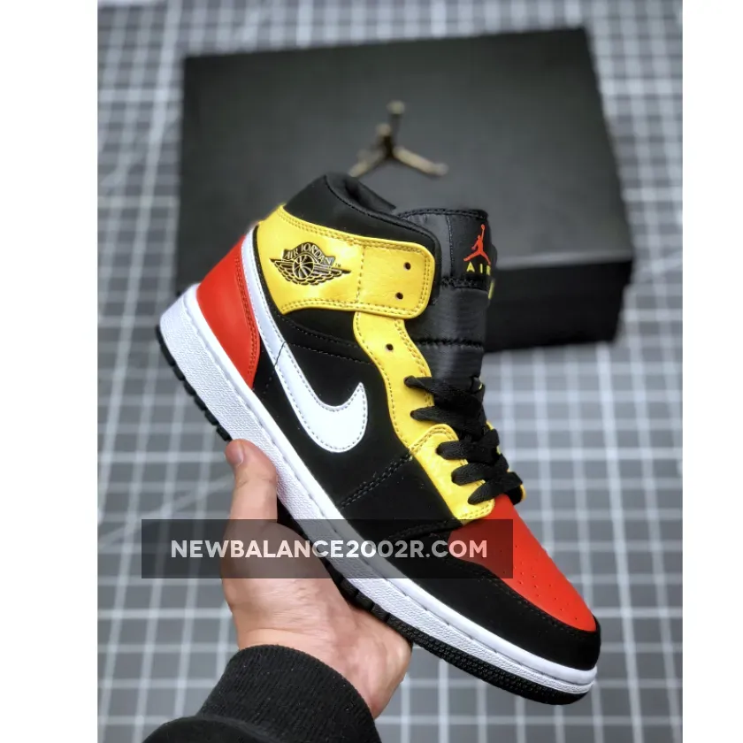 GS Air Jordan 1 Mid SE Black Amarillo Orange