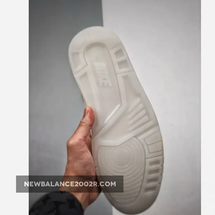 J Balvin x Air Jordan 3 Medellín Sunset J Balvin x Air Jordan 3 Medellín Sunset