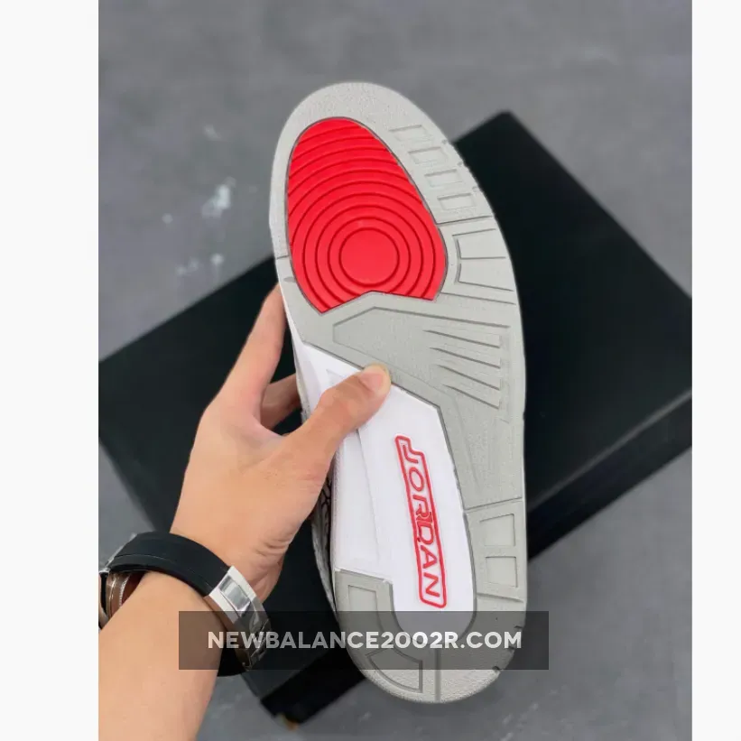 Jordan Legacy 312 ‘Flip’ White/White-Black Jordan Legacy 312 ‘Flip’ White/White-Black