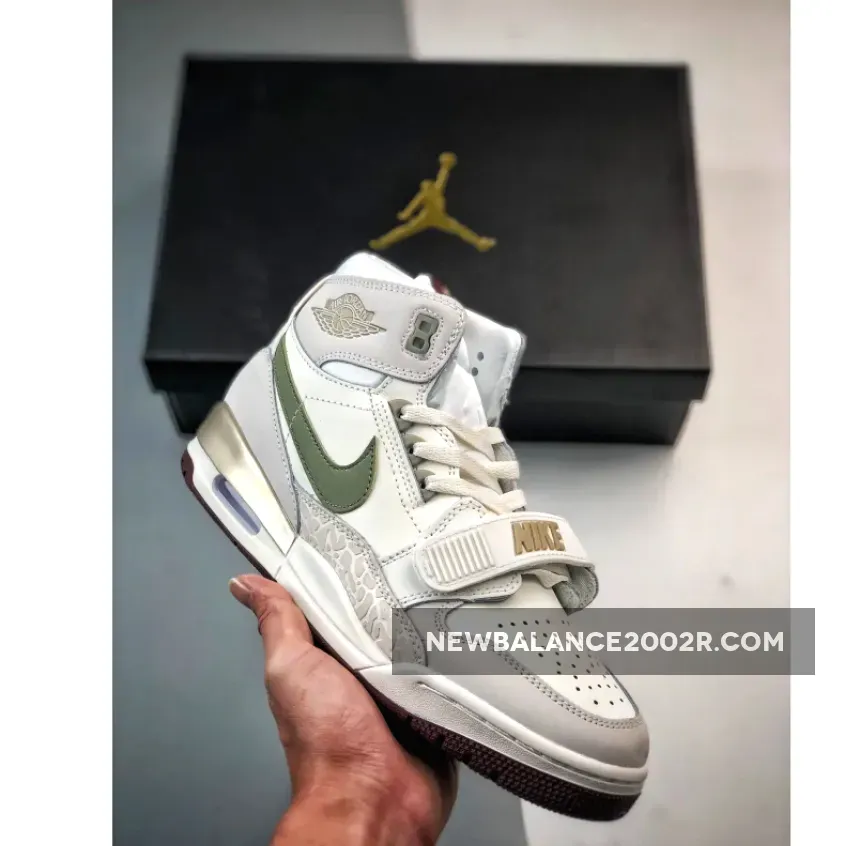Jordan Legacy 312 Light Khaki/Medium Olive