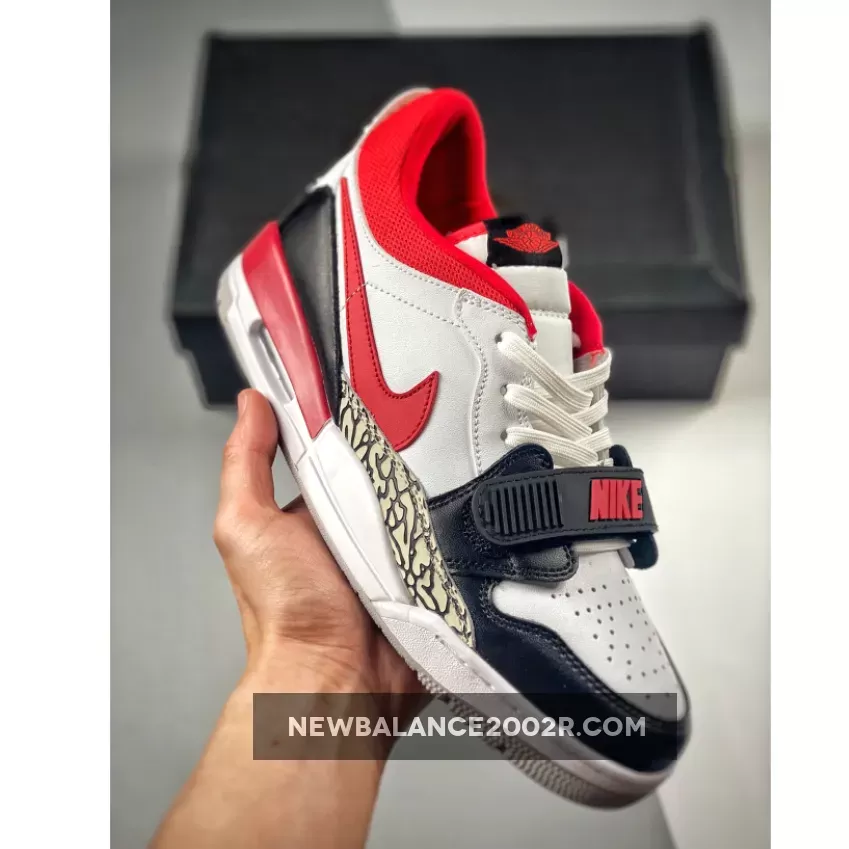 Jordan Legacy 312 Low ‘Black Toe’