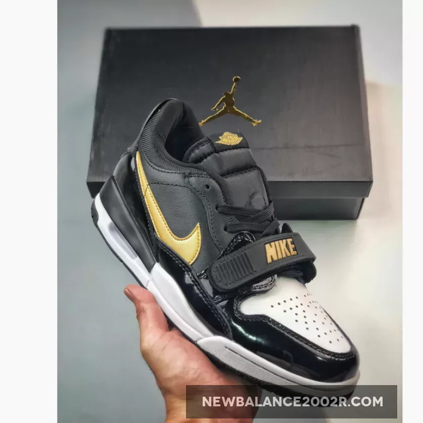 Jordan Legacy 312 Low Black/White-Metallic Gold