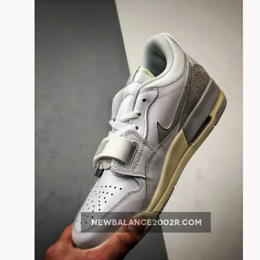 Jordan Legacy 312 Low "Love" White Jordan Legacy 312 Low "Love" White