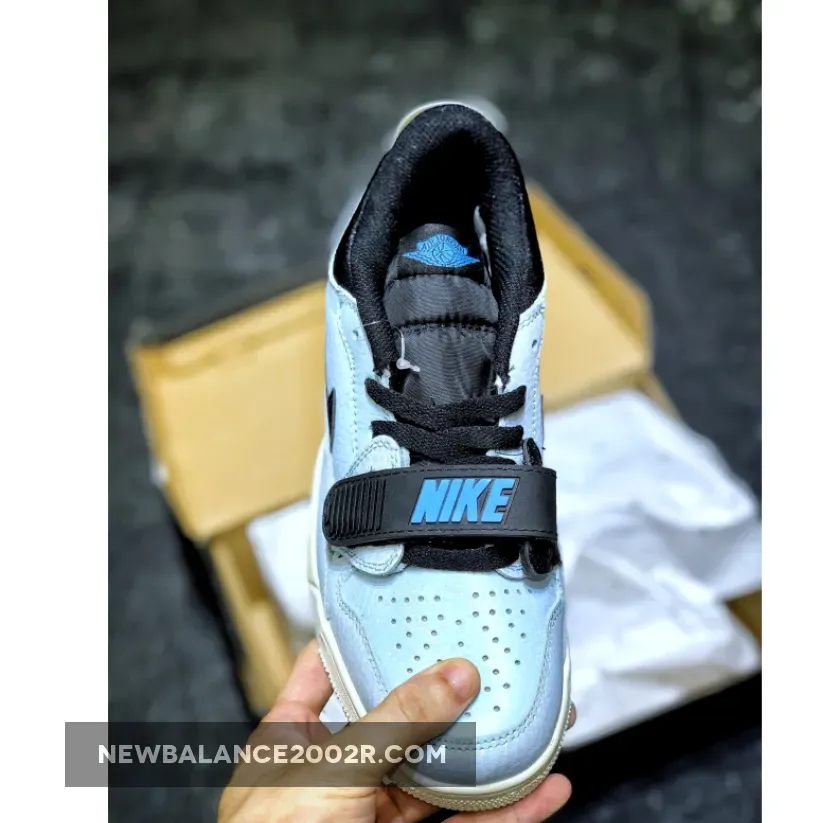 Jordan Legacy 312 Low Pale Blue/Carolina Blue-Black Jordan Legacy 312 Low Pale Blue/Carolina Blue-Black