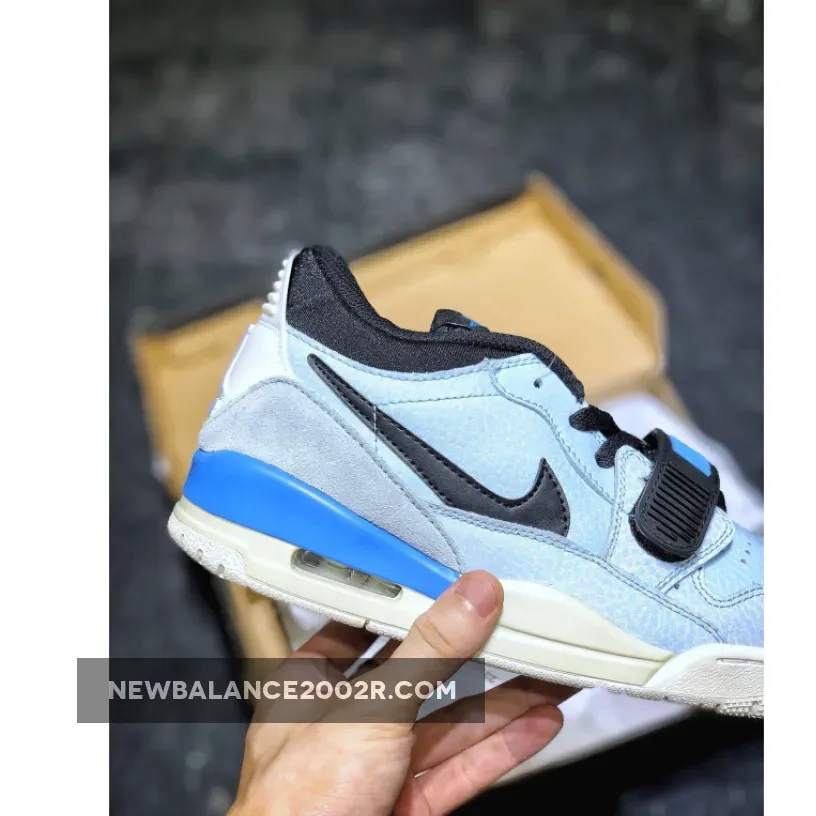 Jordan Legacy 312 Low Pale Blue/Carolina Blue-Black Jordan Legacy 312 Low Pale Blue/Carolina Blue-Black